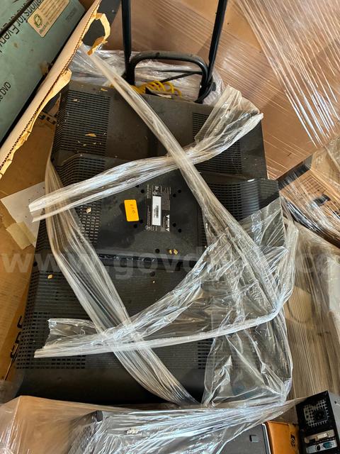 (2) HD Tv&rsquo;s, 3 Gallon Air Compressor