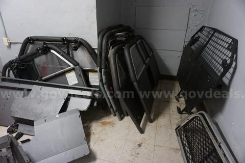 PARTITION [LOT OF 10] (X3 METAL CAGE & X7 PLASTIC.METAL) UNKNOWN BRAND-VEHICLE FIT