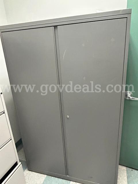 2 USED, Storage Cabinets QTY: 2 (4TH Floor)