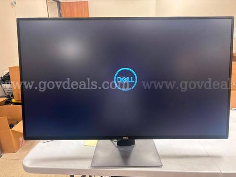 Dell UltraSharp U4320Q 43" 4K UHD Monitor β Tested