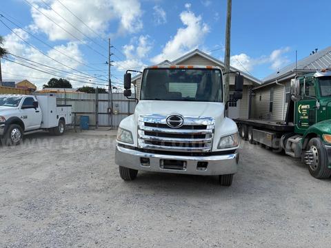 2013 Hino Conventional Cab