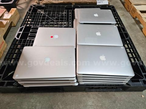 Apple MacBooks Pro/Air - Lot of 46 Unlocked MacBooks ✅