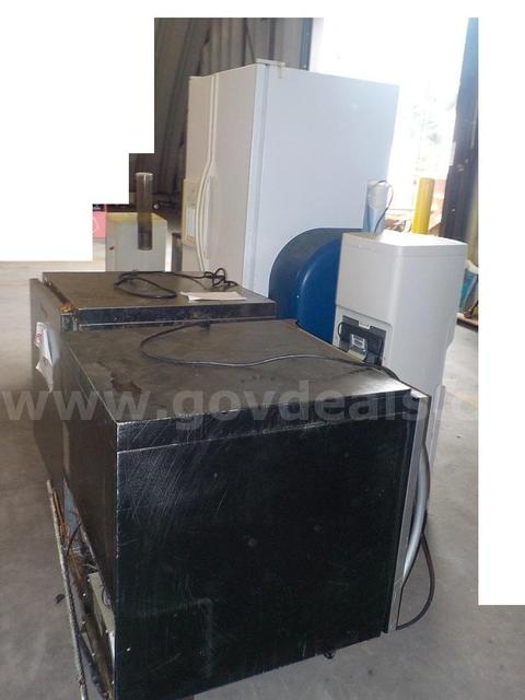 Group of Coolers/Refrigerators/F'Real Machine 2026 - 8 Pieces