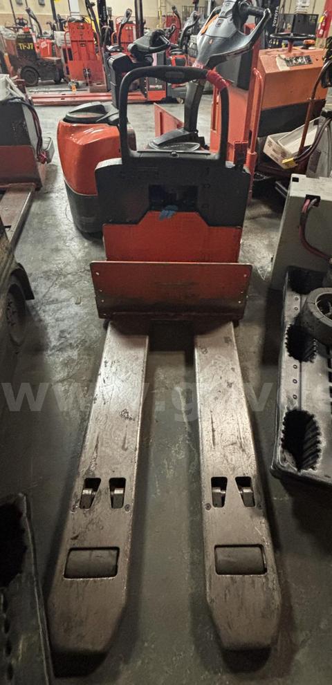 Toyota Rider Pallet Jack 8HBE30 - USED