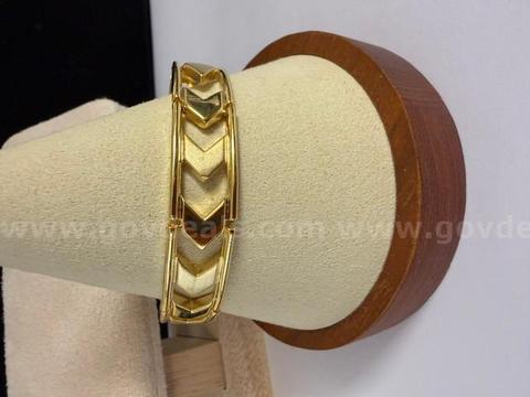 Beautiful, 24k Gold, 7 Inch, Cut Out Link ID Bracelet