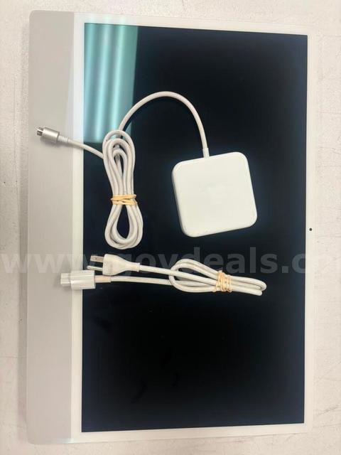 1x Apple iMac A2438 M1 8GB RAM 256GB SSD All-in-One Desktop Powers On AS-IS