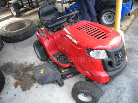 Troy-Bilt Bronco 42-in 17-HP Gas Riding Lawn Mower