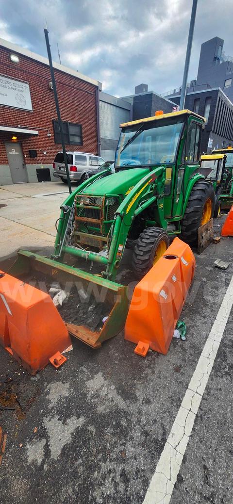 2013 John Deere 4120