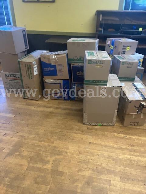 18 boxes Non Fiction books