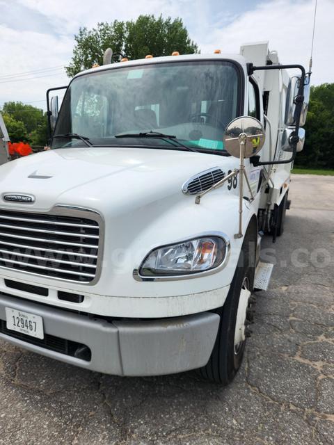 2023 Freightliner M2 106 Medium Duty Garbage Truck