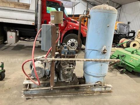 Quincy Air Compressor