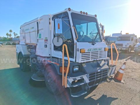 2016 Global M4HSD Street Sweeper