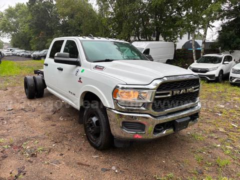 2022 Ram 3500 Tradesman Crew Cab 4x4 Chassis Cab - 6.7L Cummins Turbo Diesel