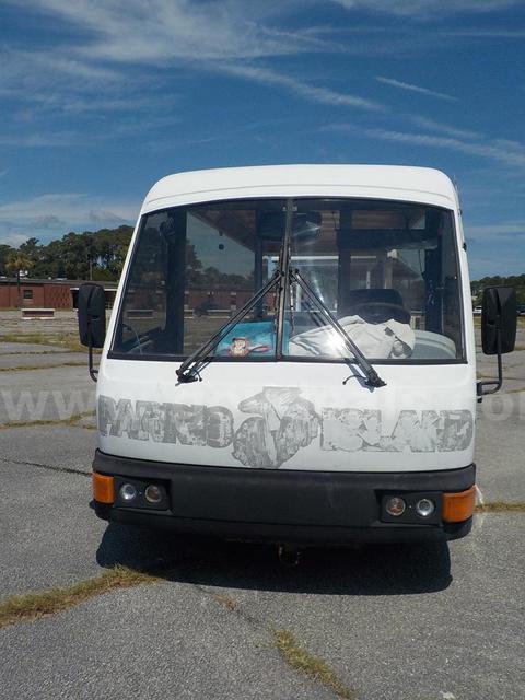 6000D TRAM with One 2105 Trailer, 55 PAX Capacity