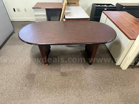 5ft Oval Wood Table