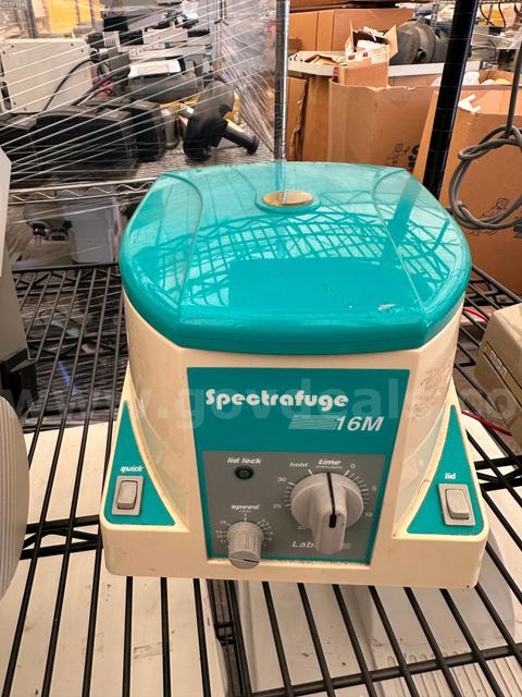 Labnet Spectrafuge 16M Benchtop Microcentrifuge C0160-T Laboratory Centrifuge
