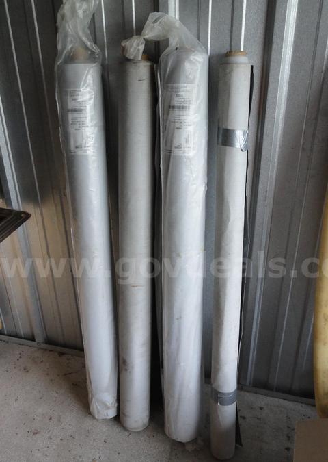 Vinyl wallcovering with Osnaburg fabric backing
