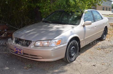 2000 Toyota Camry