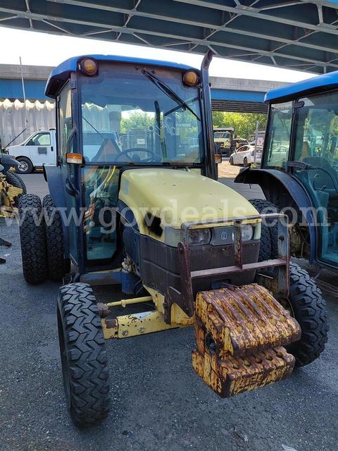2001 New Holland TN65D