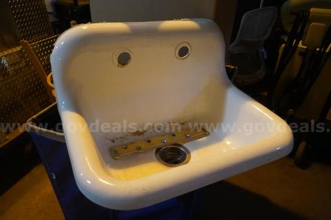 Kohler Ceramic Sink