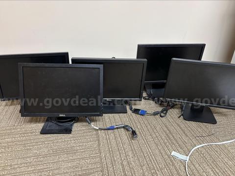 36x Dell, 3x HP 17"-20" Monitors