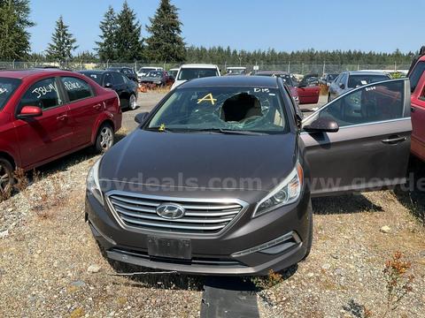 Gray 2015 Hyundai Sonata SE