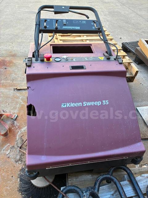 Minuteman Kleen Sweep 35