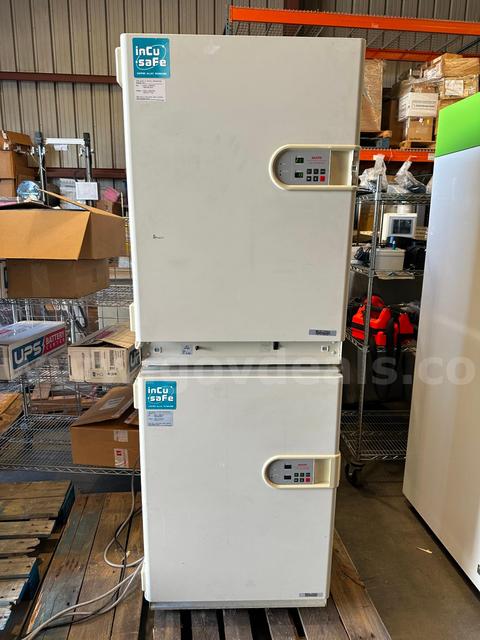 SANYO MCO-17AC CO2 Incubator 164L Laboratory Cell Culture Incubator