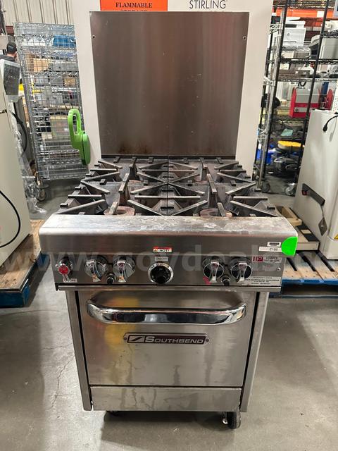 Southbend Gas Range 4 Burner Stainless Steel Restaurant Stove w/ Oven