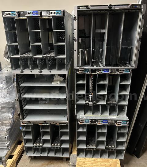 Used Server Chassis QTY 6