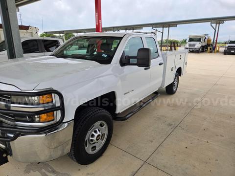 2017 CHEVY SILVERADO 2500 SERVICE BODY TRUCK