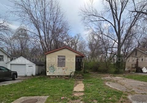 Investor Special! 1BR / 1BA Single Family Home w Basement- Saint Louis, Missouri