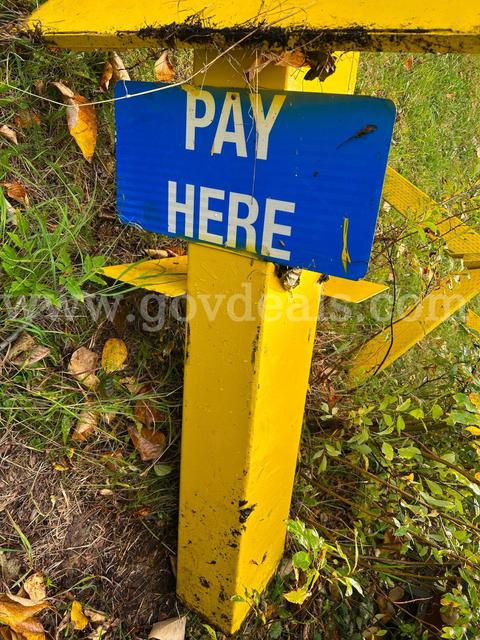Pay Here Sign