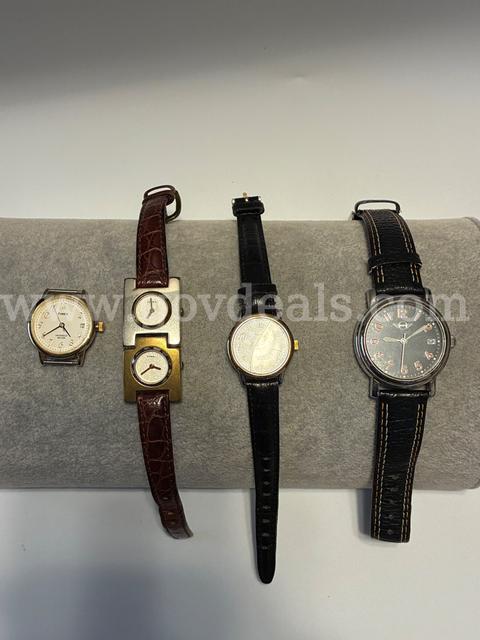 Lot of Vintage Watch(s) Fossil, Timex. Not Tested.
