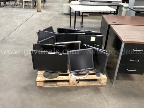 15 - Computer Monitors (various models)