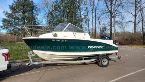 2005 19' Bayliner-Trophy Boat and Trailer