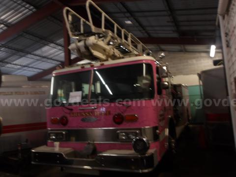 1990 Pierce Fire Truck