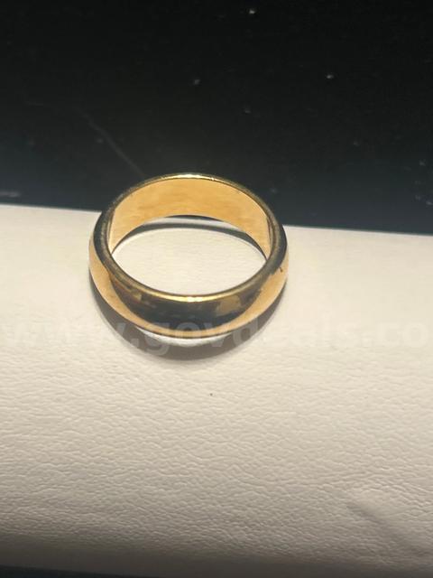 24K Gold, Size 5 3/4 Smooth Band. READ β¬οΈ