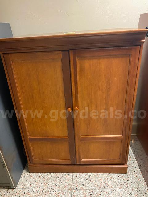 Armoire, used