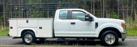 2017 Ford F-250 Super Duty XL Extended Cab Service Truck