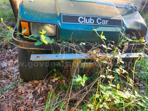 CLUB GOLF CAR