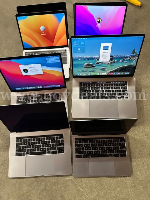 A lot of 12 mixed MacBook Pro Touch Bar read descriptions