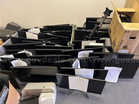 Lot of Computer Monitors