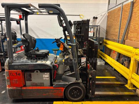 Lot of 3 Forklifts - used/running