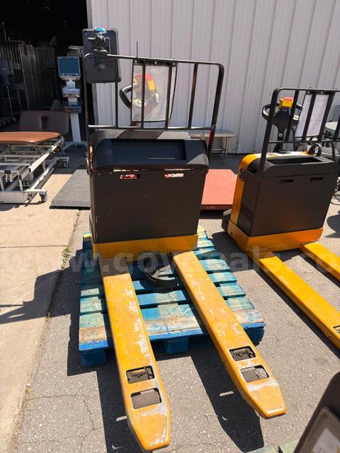 Yale MPB040-EN24T2748 Electric Walkie Pallet Jack 4,000 lb 24V
