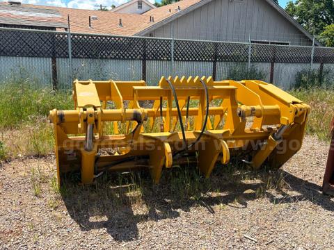 Rockland Grapple for 914 M CAT Loader