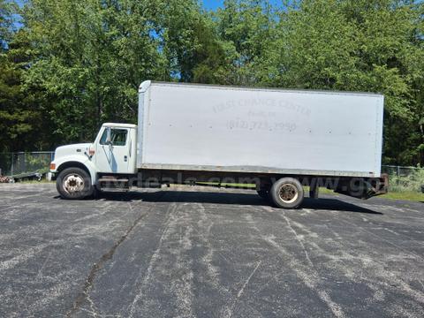 2000 International 4700