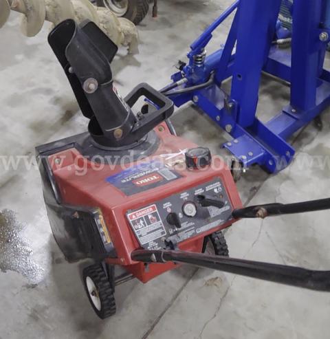 Toro Snow blower