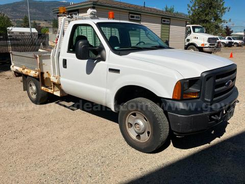 2007 Ford F-350 SD XL 4WD Pickup Truck - 5.4L V8 SOHC 24V