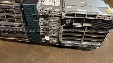 SERVERS AND SWITCHES  100 UNIT PLUS MINUS  2 PALLET